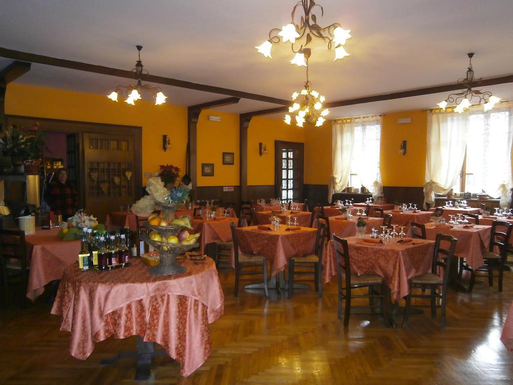 Nuovo Hotel Tripoli Settimo Vittone Ngoại thất bức ảnh