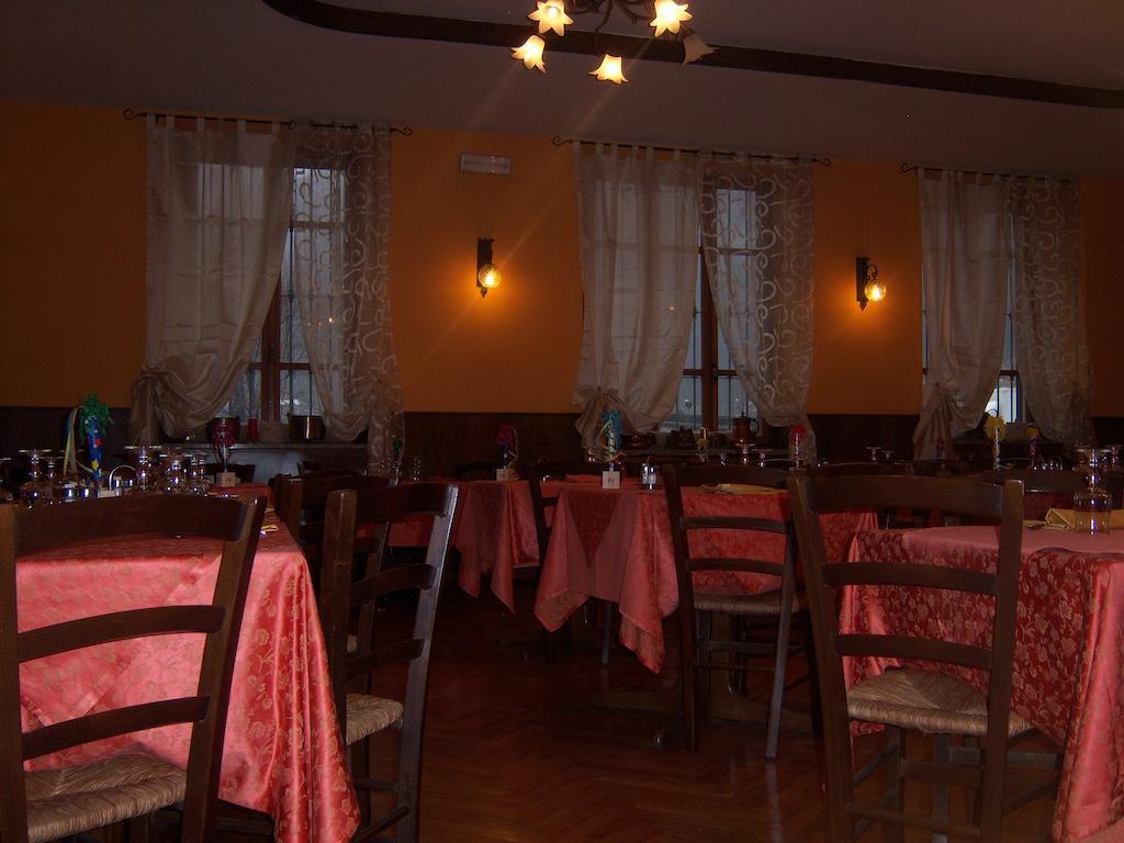 Nuovo Hotel Tripoli Settimo Vittone Ngoại thất bức ảnh